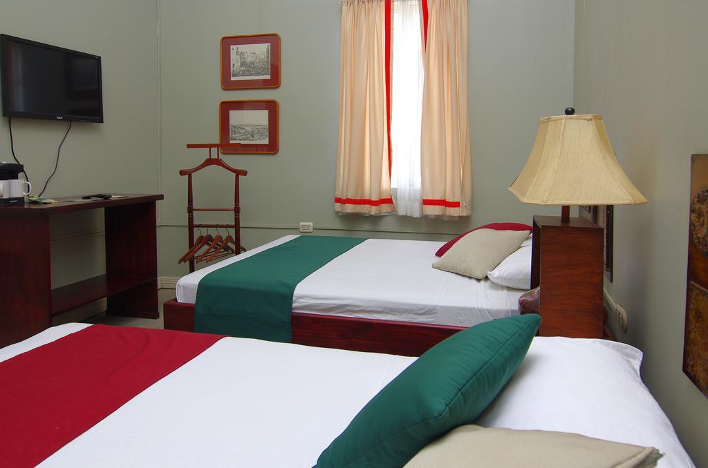 Hotel Либерия Стая снимка